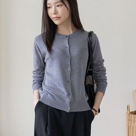 A variety of Dongdaemum Women’s Coats & Jackets, reflecting the sophistication of Korean fashion.