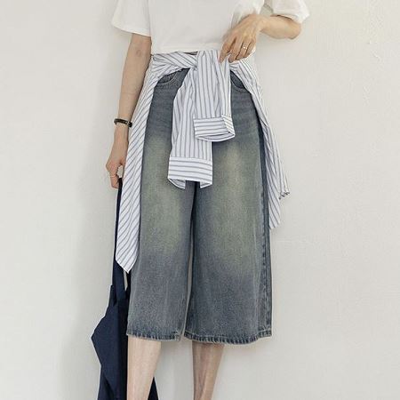 An array of Dongdaemum Women’s Pants, embodying the versatility of Korean fashion.