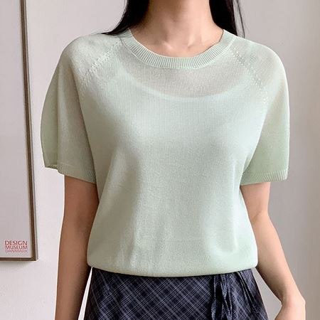 Dongdaemum Women’s Shirts, Tops & T-Shirts, a testament to the elegance and quality of wholesale Korean fashion.