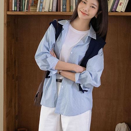 Dongdaemum Women’s Shirts, Tops & T-Shirts, a testament to the elegance and quality of wholesale Korean fashion.