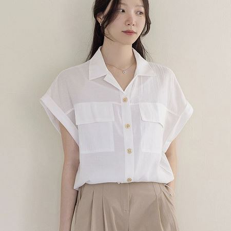 Dongdaemum Women’s Shirts, Tops & T-Shirts, a testament to the elegance and quality of wholesale Korean fashion.