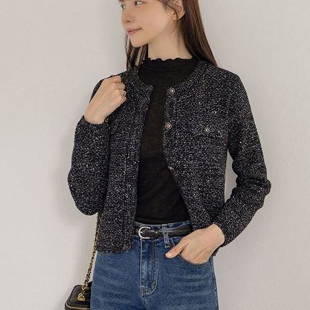 Dongdaemum Women’s Coats & Jackets, a testament to the elegance and quality of wholesale Korean fashion.