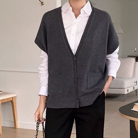 A variety of Dongdaemum Women’s Coats & Jackets, reflecting the sophistication of Korean fashion.