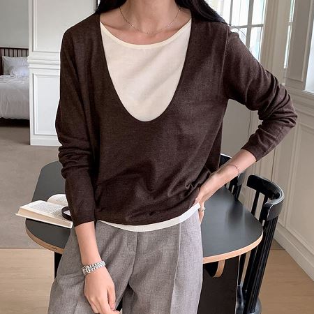 Dongdaemum Women’s Shirts, Tops & T-Shirts, a testament to the elegance and quality of wholesale Korean fashion.