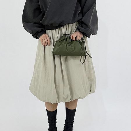 Dongdaemum Women’s Dresses, a testament to the elegance and quality of wholesale Korean fashion.
