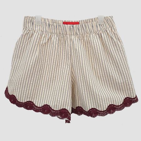 Dongdaemum Women’s Pants, a testament to the elegance and quality of wholesale Korean fashion.