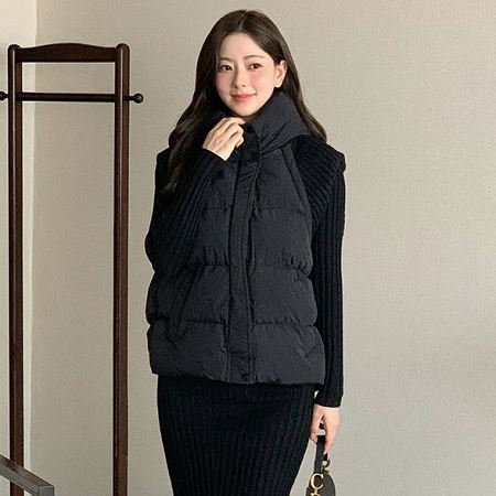 Dongdaemum Women’s Coats & Jackets, a testament to the elegance and quality of wholesale Korean fashion.