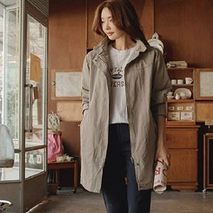 Dongdaemum Women’s Coats & Jackets, a testament to the elegance and quality of wholesale Korean fashion.