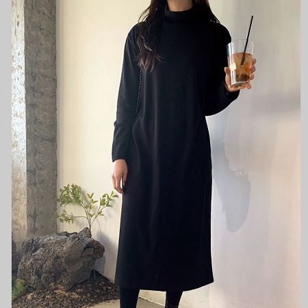 Dongdaemum Women’s Dresses, a testament to the elegance and quality of wholesale Korean fashion.