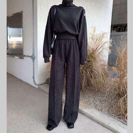 Dongdaemum Women’s One-Pieces, a testament to the elegance and quality of wholesale Korean fashion.