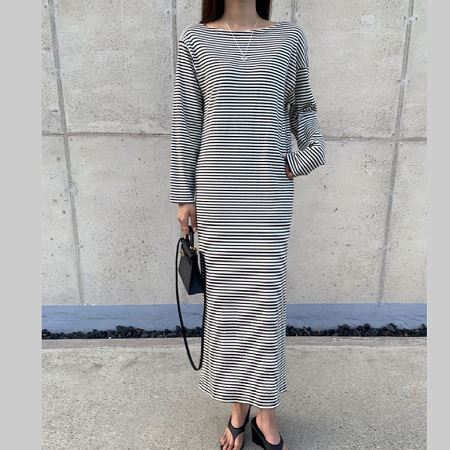 A collection of Dongdaemum Women’s Dresses, encapsulating the charm of Korean fashion.