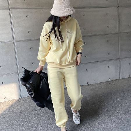 A variety of Dongdaemum Women’s One-Pieces, representing the allure of Korean fashion.