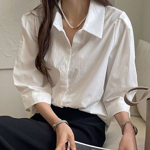 Dongdaemum Women’s Shirts, Tops & T-Shirts, a testament to the elegance and quality of wholesale Korean fashion.