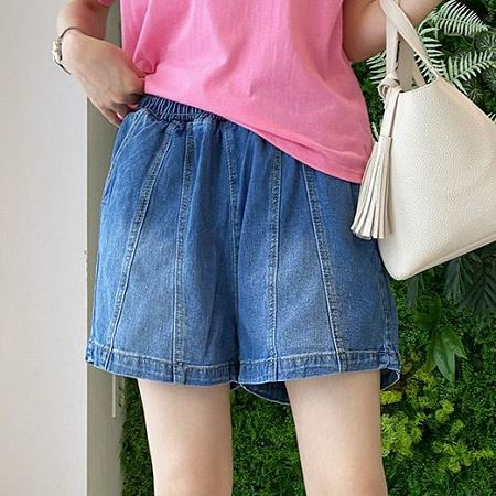 Dongdaemum Women’s Pants, a testament to the elegance and quality of wholesale Korean fashion.