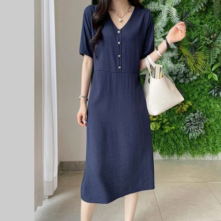 Dongdaemum Women’s Dresses, a testament to the elegance and quality of wholesale Korean fashion.