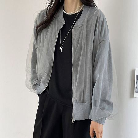 Dongdaemum Women’s Coats & Jackets, a testament to the elegance and quality of wholesale Korean fashion.