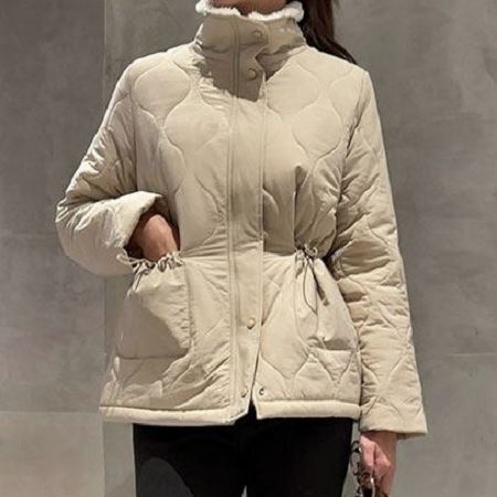 Dongdaemum Women’s Coats & Jackets, a testament to the elegance and quality of wholesale Korean fashion.