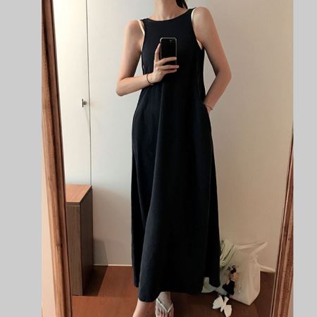 Dongdaemum Women’s Dresses, a testament to the elegance and quality of wholesale Korean fashion.