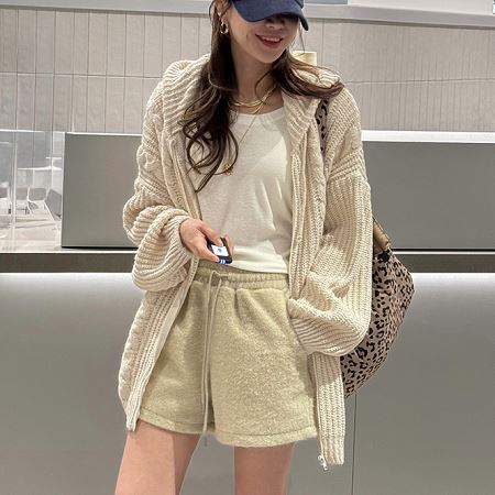 A variety of Dongdaemum Women’s Coats & Jackets, reflecting the sophistication of Korean fashion.