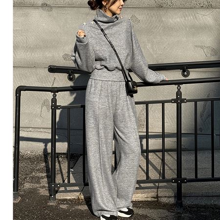 Dongdaemum Women’s One-Pieces, a testament to the elegance and quality of wholesale Korean fashion.