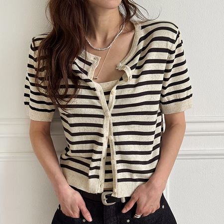 Dongdaemum Women’s One-Pieces, a testament to the elegance and quality of wholesale Korean fashion.