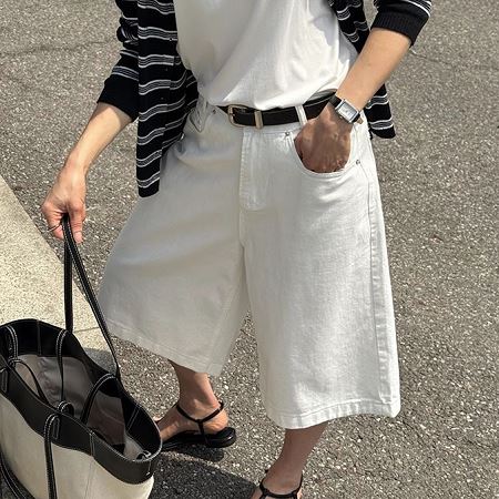 An array of Dongdaemum Women’s Pants, embodying the versatility of Korean fashion.