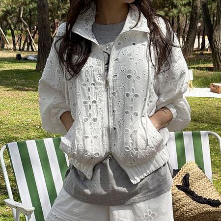 A variety of Dongdaemum Women’s Coats & Jackets, reflecting the sophistication of Korean fashion.