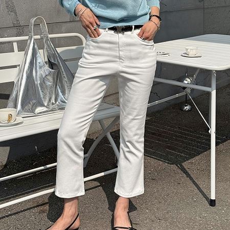 Dongdaemum Women’s Pants, a testament to the elegance and quality of wholesale Korean fashion.