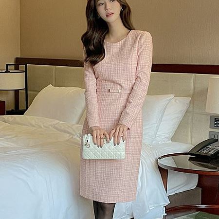 Dongdaemum Women’s Dresses, a testament to the elegance and quality of wholesale Korean fashion.