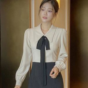 A collection of Dongdaemum Women’s Dresses, encapsulating the charm of Korean fashion.