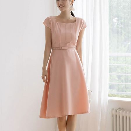 A collection of Dongdaemum Women’s Dresses, encapsulating the charm of Korean fashion.