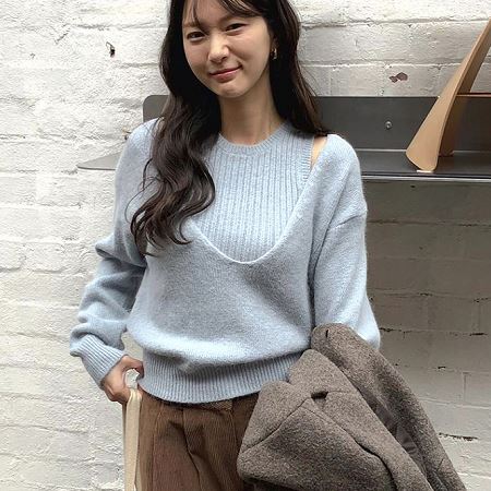 Dongdaemum Women’s One-Pieces, a testament to the elegance and quality of wholesale Korean fashion.