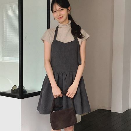 A collection of Dongdaemum Women’s Dresses, encapsulating the charm of Korean fashion.