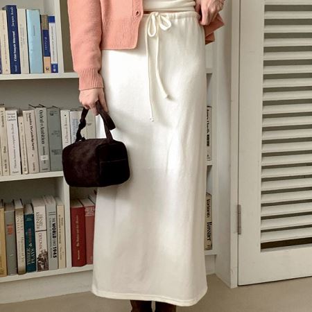 A collection of Dongdaemum Women’s Dresses, encapsulating the charm of Korean fashion.