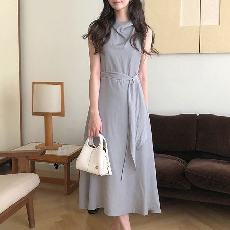 Dongdaemum Women’s Dresses, a testament to the elegance and quality of wholesale Korean fashion.