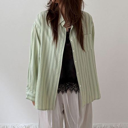 Dongdaemum Women’s Shirts, Tops & T-Shirts, a testament to the elegance and quality of wholesale Korean fashion.