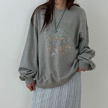 Dongdaemum Women’s Shirts, Tops & T-Shirts, a testament to the elegance and quality of wholesale Korean fashion.