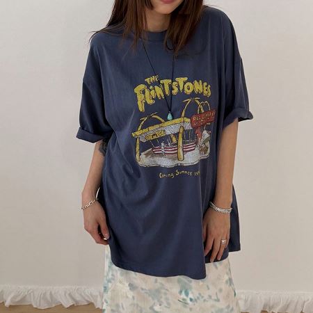 Dongdaemum Women’s Shirts, Tops & T-Shirts, a testament to the elegance and quality of wholesale Korean fashion.