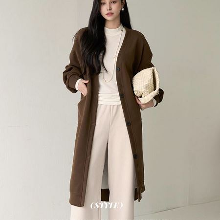 A variety of Dongdaemum Women’s Coats & Jackets, reflecting the sophistication of Korean fashion.