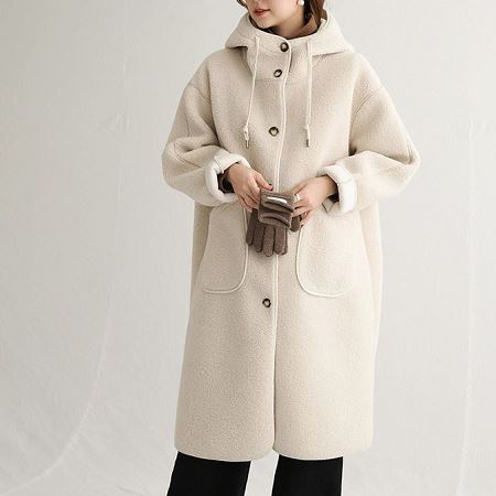 A variety of Dongdaemum Women’s Coats & Jackets, reflecting the sophistication of Korean fashion.