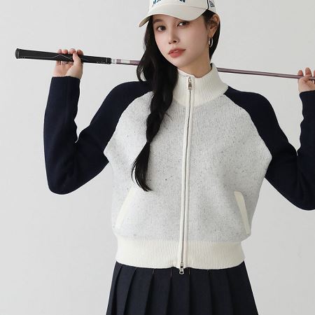 A variety of Dongdaemum Women’s Coats & Jackets, reflecting the sophistication of Korean fashion.