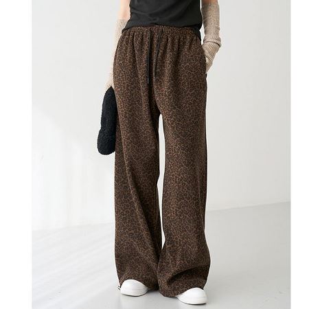 An array of Dongdaemum Women’s Pants, embodying the versatility of Korean fashion.