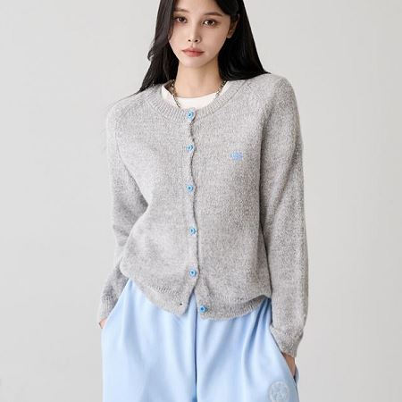 A variety of Dongdaemum Women’s Coats & Jackets, reflecting the sophistication of Korean fashion.