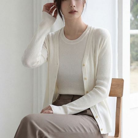 A variety of Dongdaemum Women’s Coats & Jackets, reflecting the sophistication of Korean fashion.
