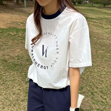 Dongdaemum Women’s Shirts, Tops & T-Shirts, a testament to the elegance and quality of wholesale Korean fashion.