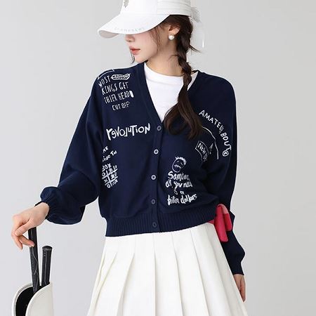 Dongdaemum Women’s Coats & Jackets, a testament to the elegance and quality of wholesale Korean fashion.