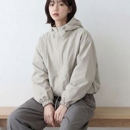Dongdaemum Women’s Coats & Jackets, a testament to the elegance and quality of wholesale Korean fashion.