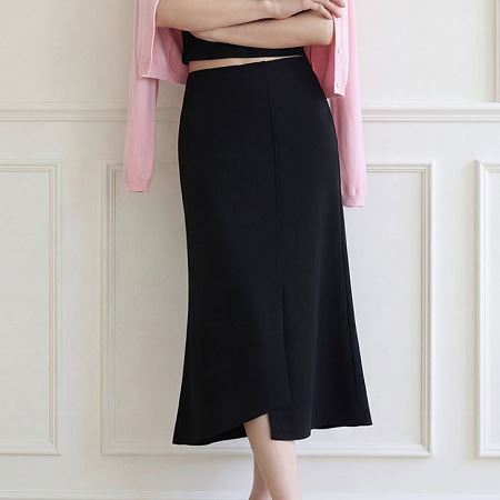 A collection of Dongdaemum Women’s Dresses, encapsulating the charm of Korean fashion.