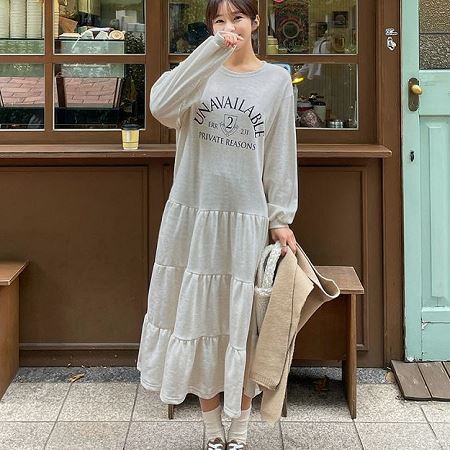 Dongdaemum Women’s Dresses, a testament to the elegance and quality of wholesale Korean fashion.