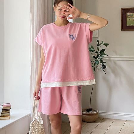 A variety of Dongdaemum Women’s One-Pieces, representing the allure of Korean fashion.